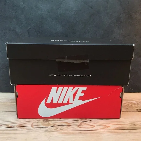 Empty Shoeboxes - Picture 2 of 6